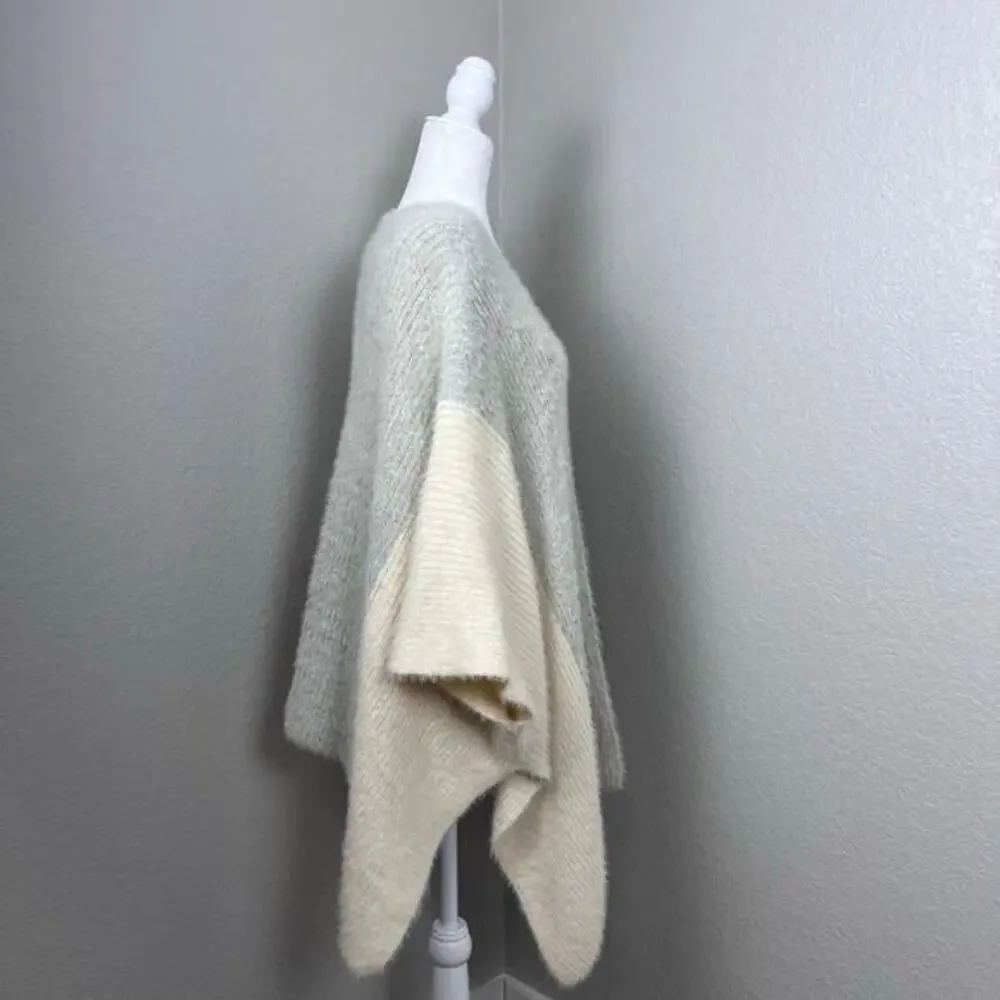 Saturday Sunday Cardigan Womens OS Neutral Cozycore Poncho Apres Ski Boho Chic - Picture 3 of 5